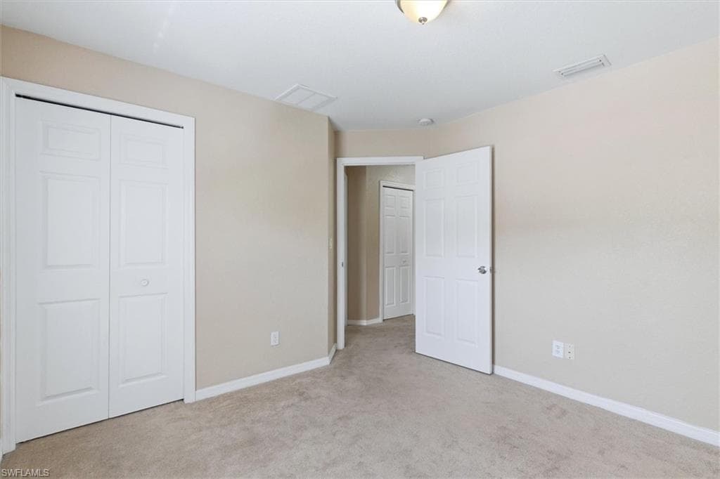 5257 Leeds RD-17