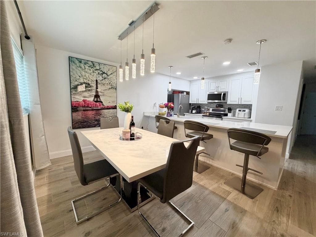 1821 Winkler AVE-5