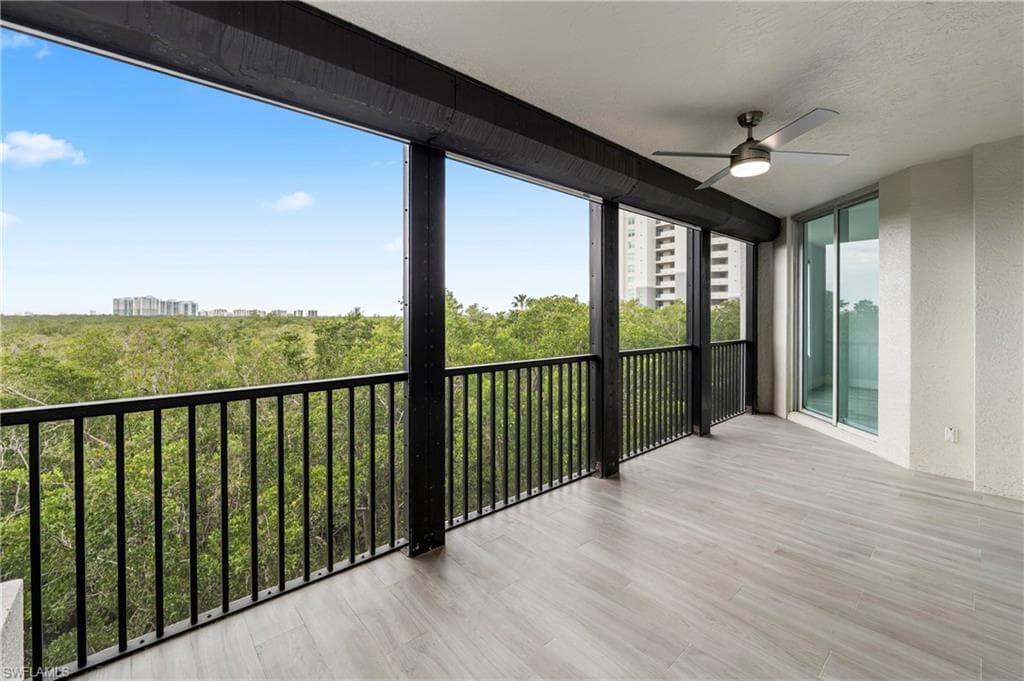 425 Cove Tower DR 403-22