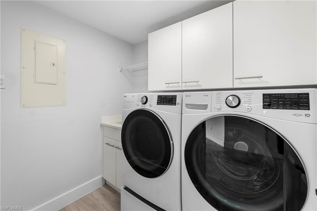 425 Cove Tower DR 403-21