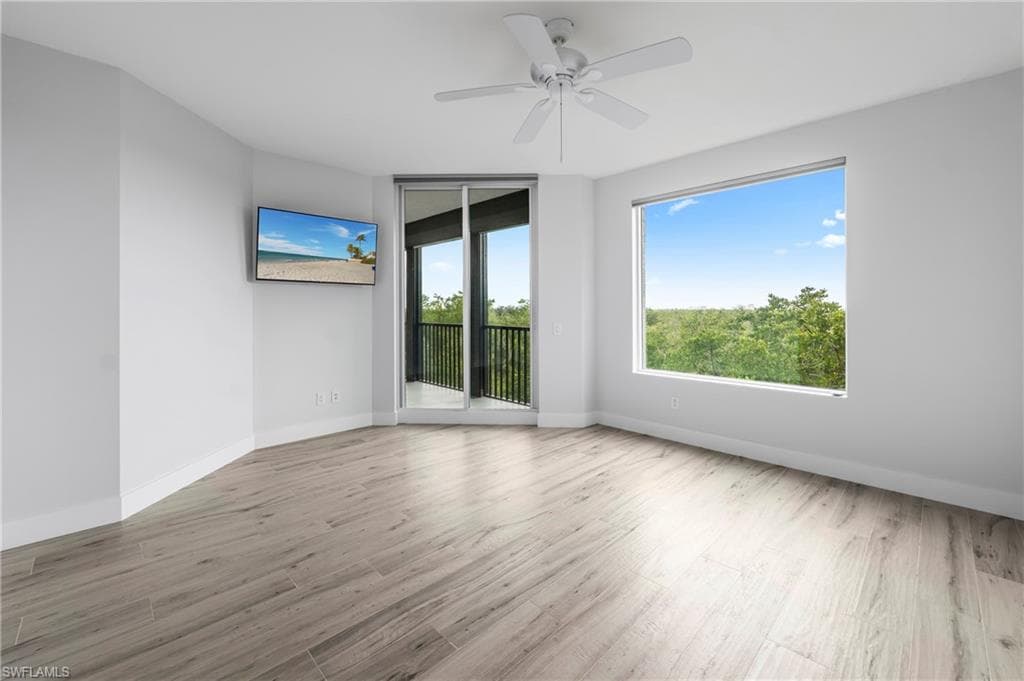 425 Cove Tower DR 403-10
