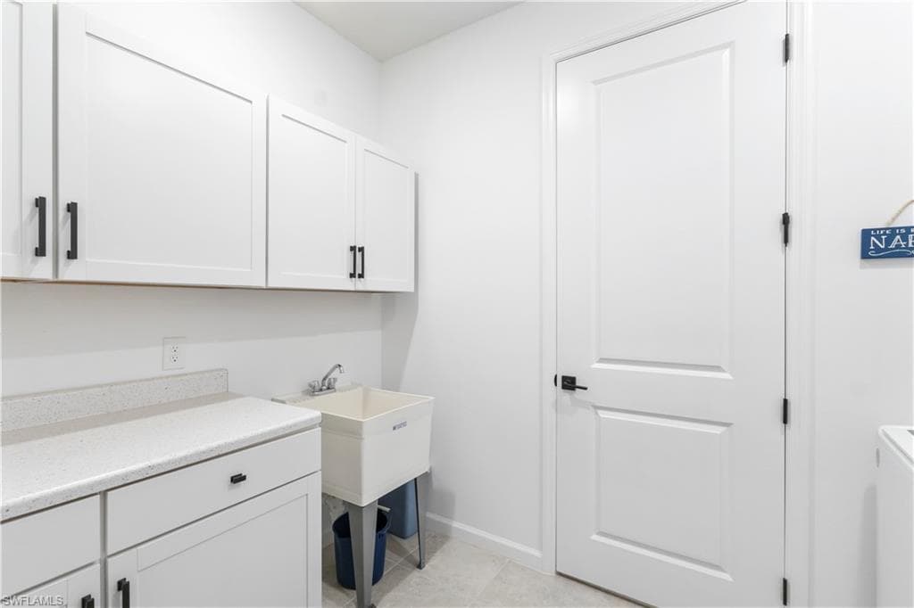 10475 Ventana LN-19