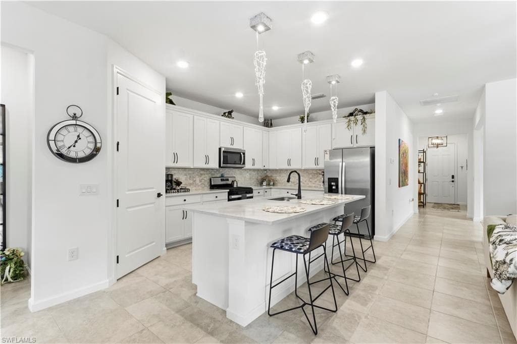 10475 Ventana LN-7