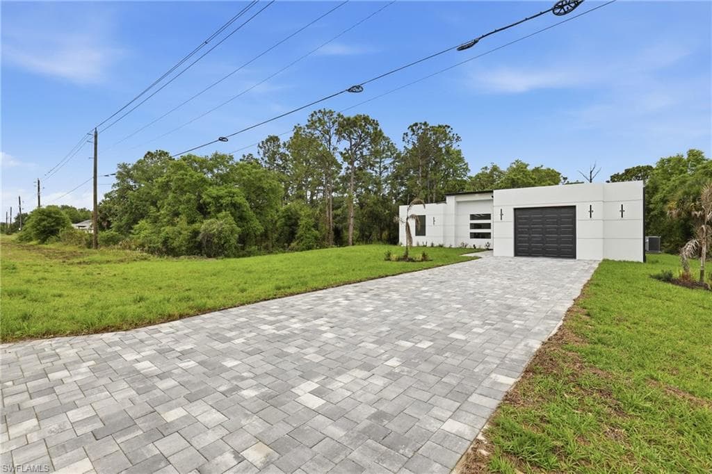 669 Windermere DR-2