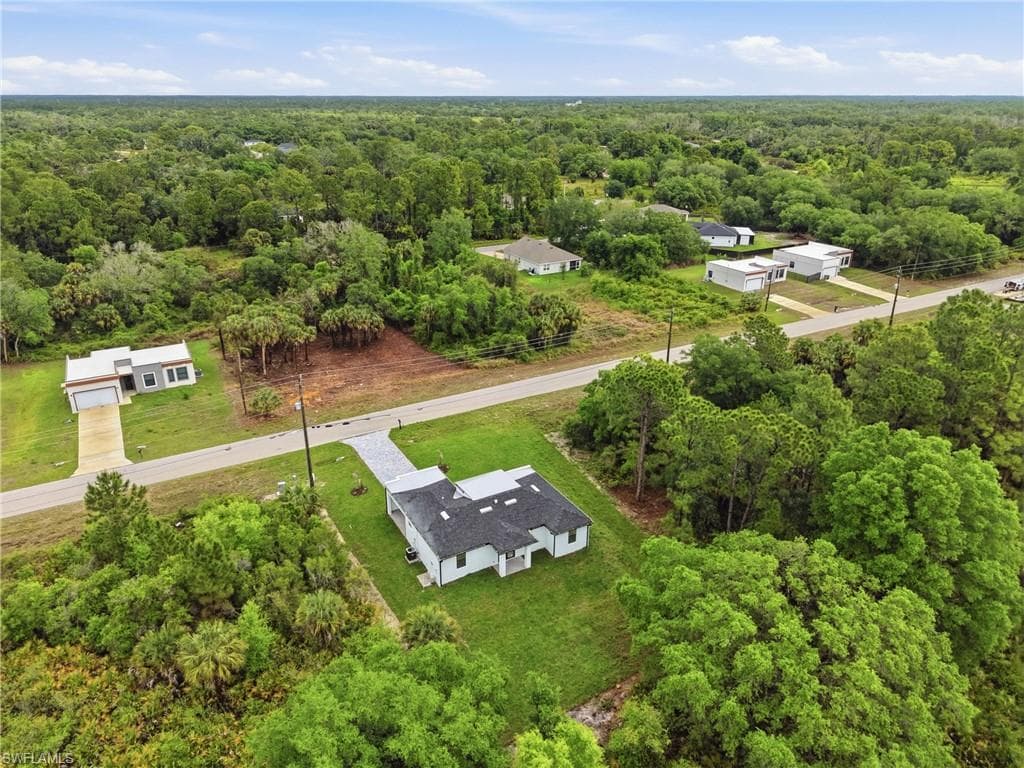 669 Windermere DR-33