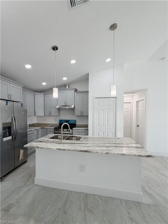 183 Patio ST-1
