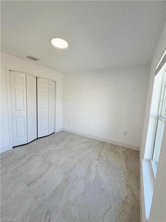 183 Patio ST-6