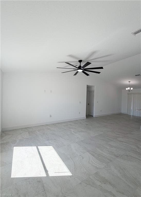 183 Patio ST-4