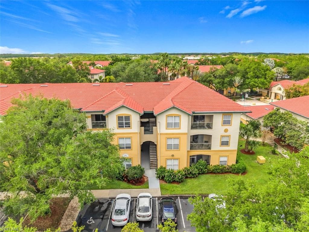 11571 Villa Grand 615-29