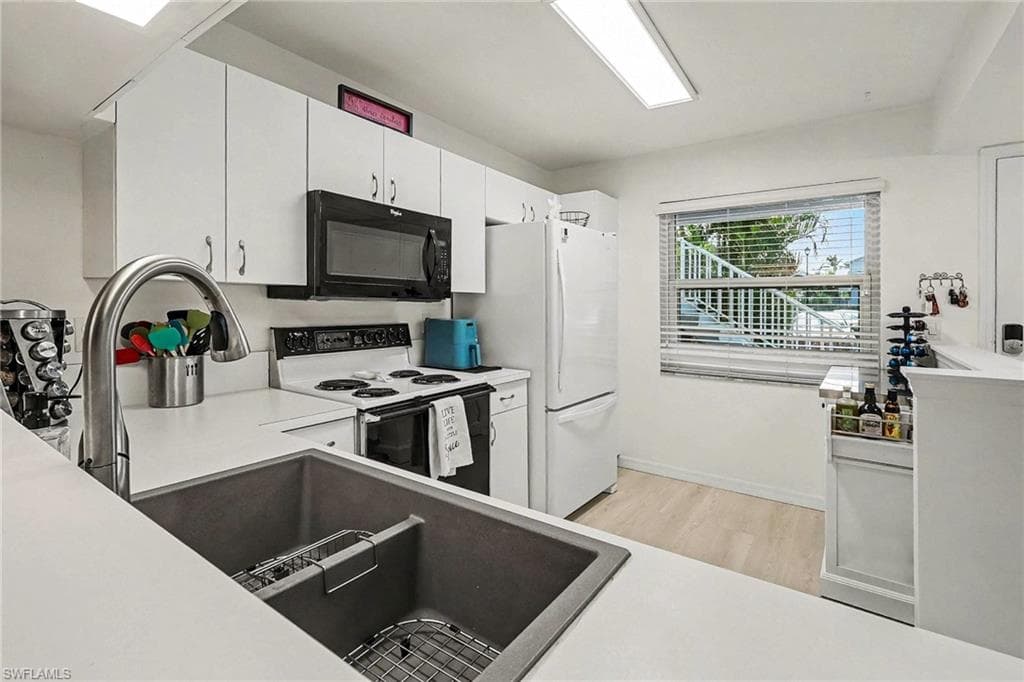 14501 Lakewood Trace CT 103-4