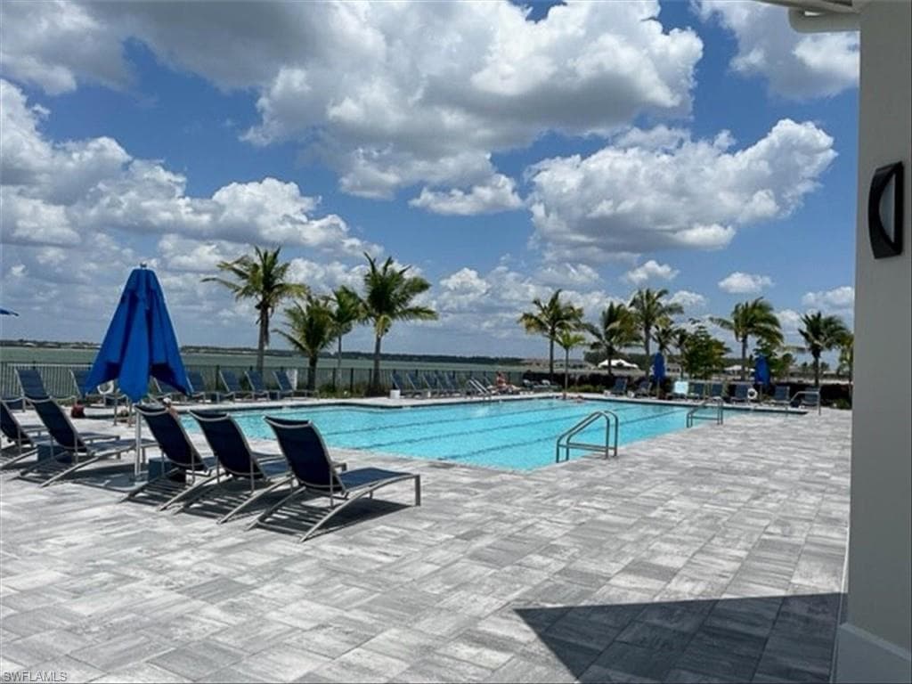 13665 Blue Bay CIR-28
