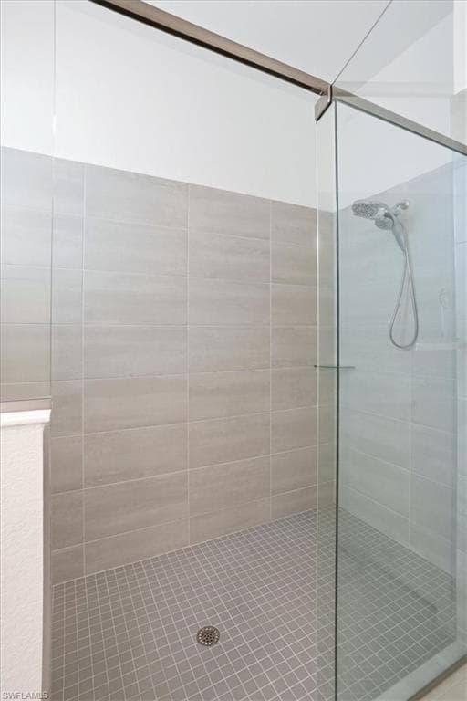 13665 Blue Bay CIR-19