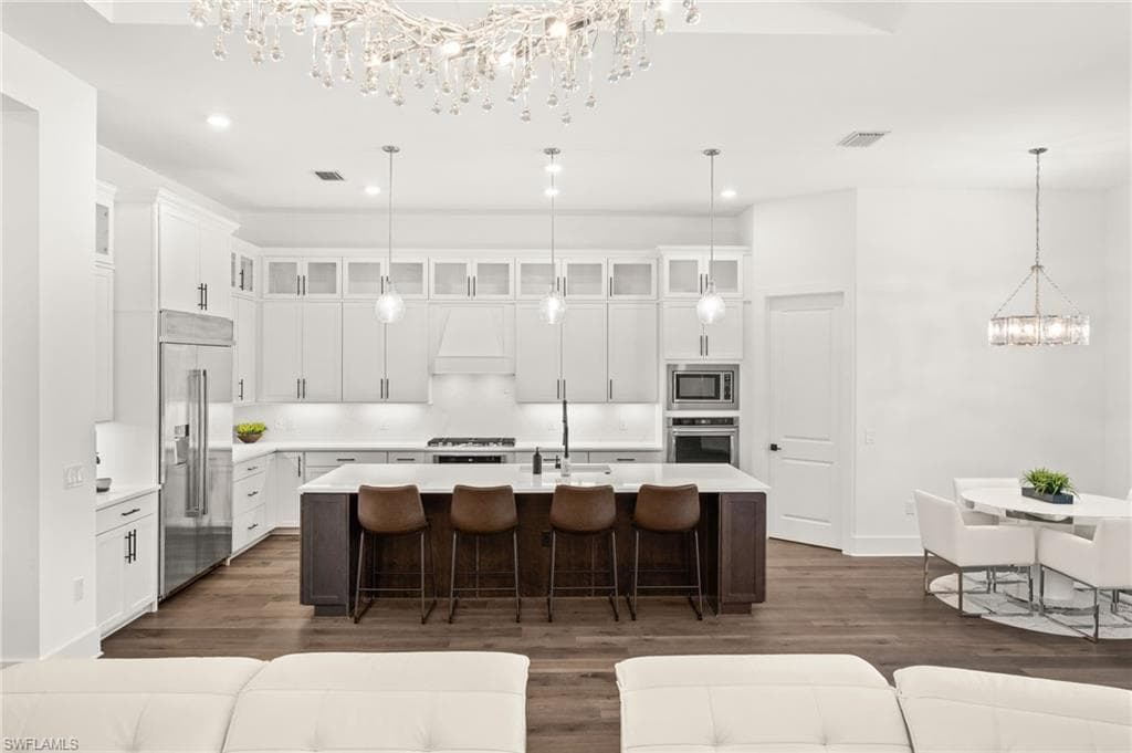 16201 Verilyn CIR-15
