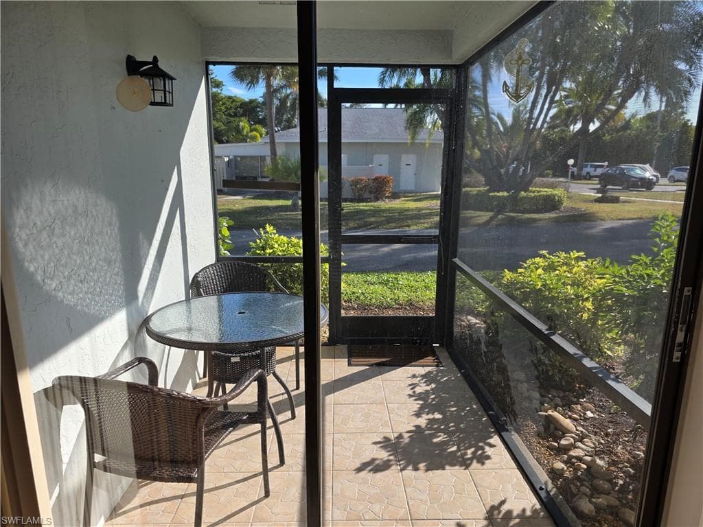 7105 Quail Run CT W 1-15