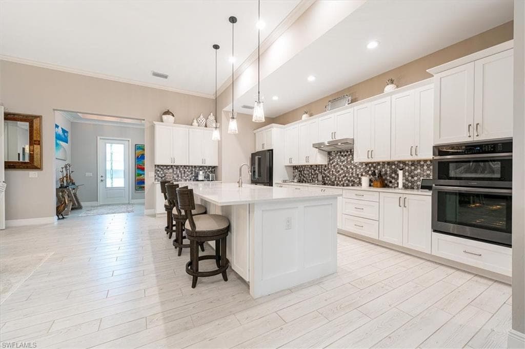 14620 Regatta LN-12