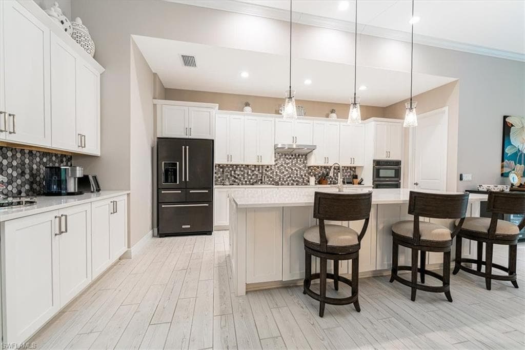14620 Regatta LN-18