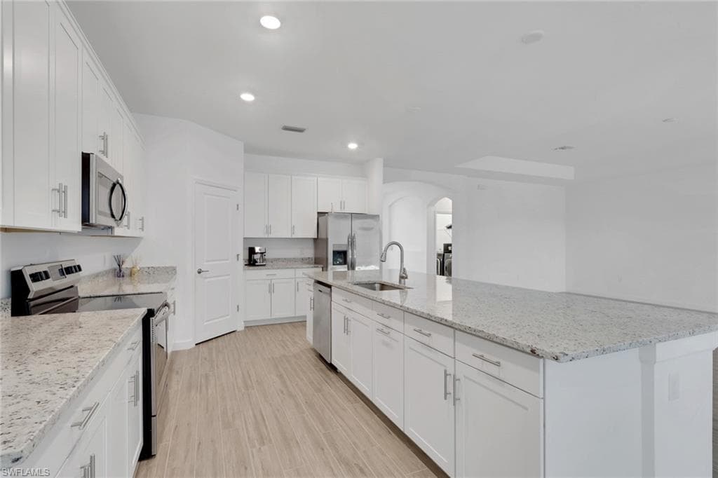 1801 HAGEN CT-4