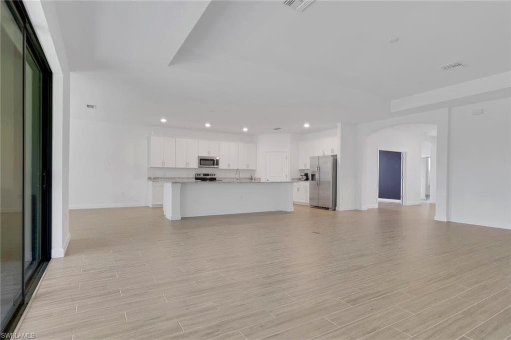1801 HAGEN CT-9
