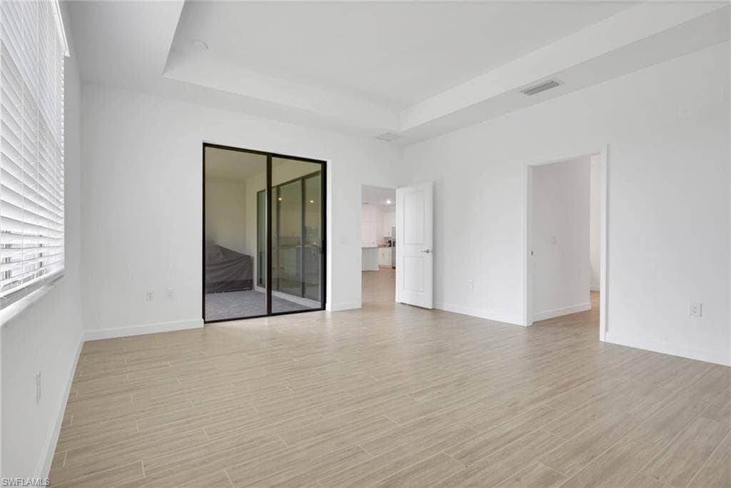 1801 HAGEN CT-18