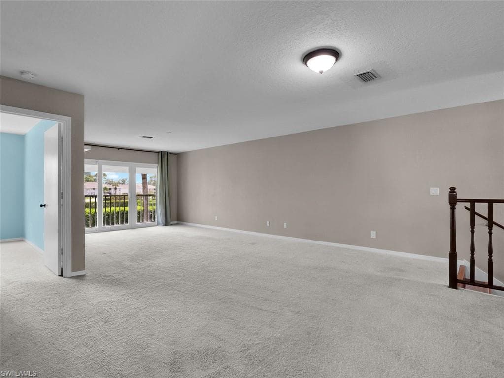 1494 Trafalgar LN C-11