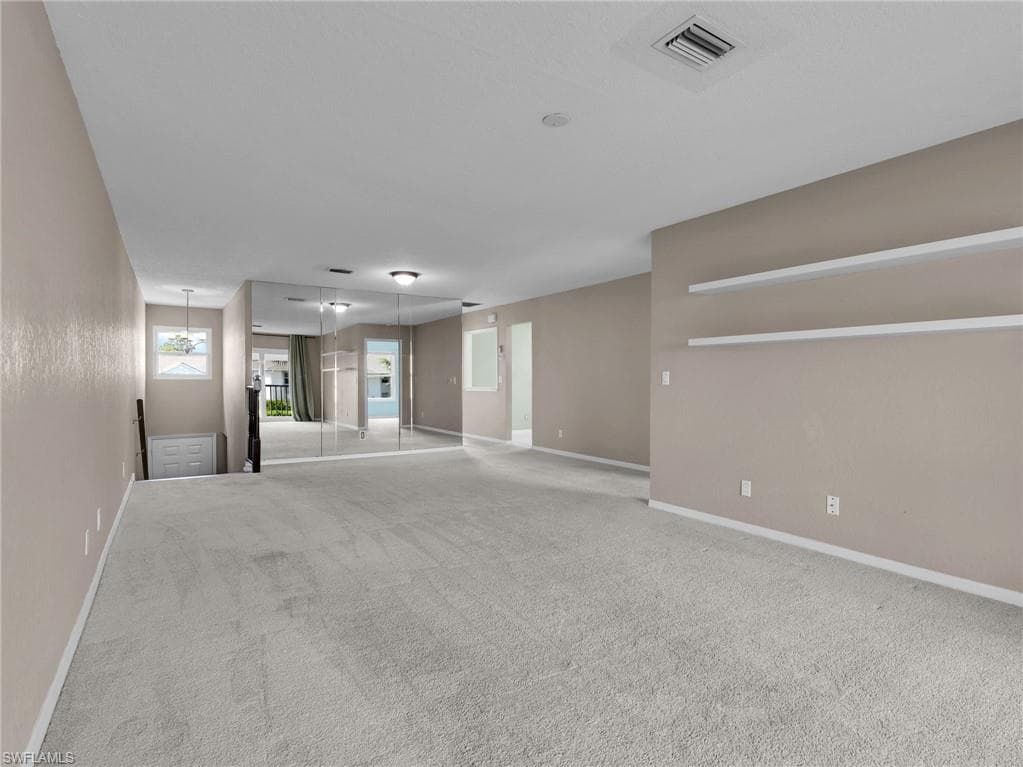 1494 Trafalgar LN C-6