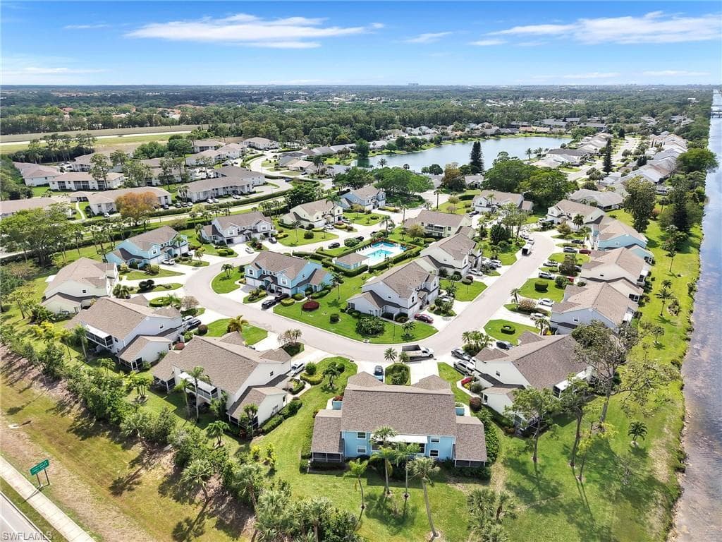 1494 Trafalgar LN C-30