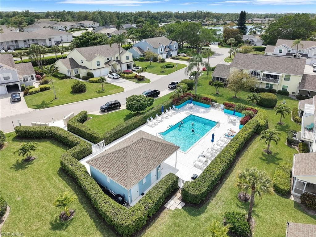 1494 Trafalgar LN C-28