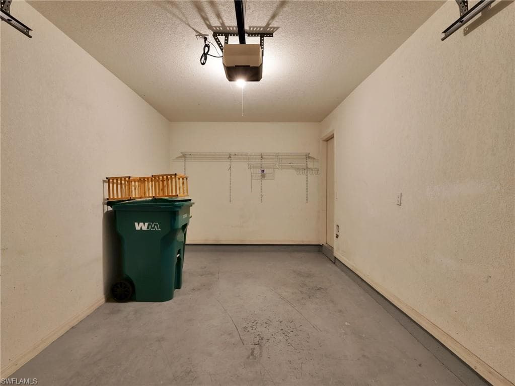 1494 Trafalgar LN C-24