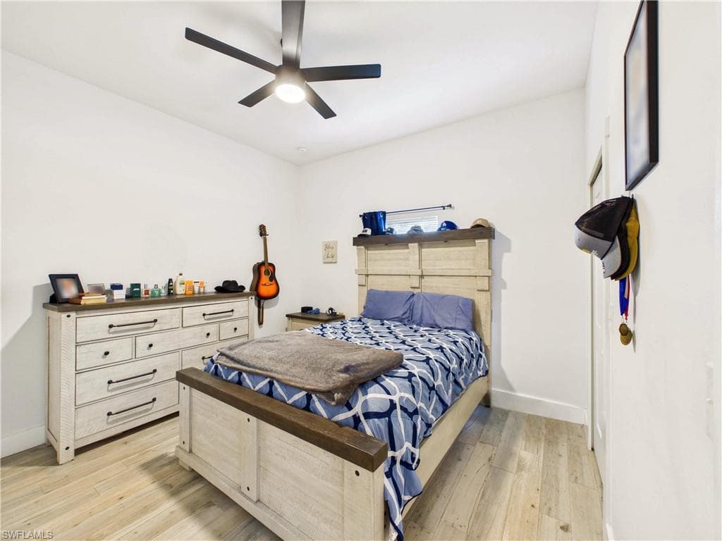 4004 13th ST SW-13