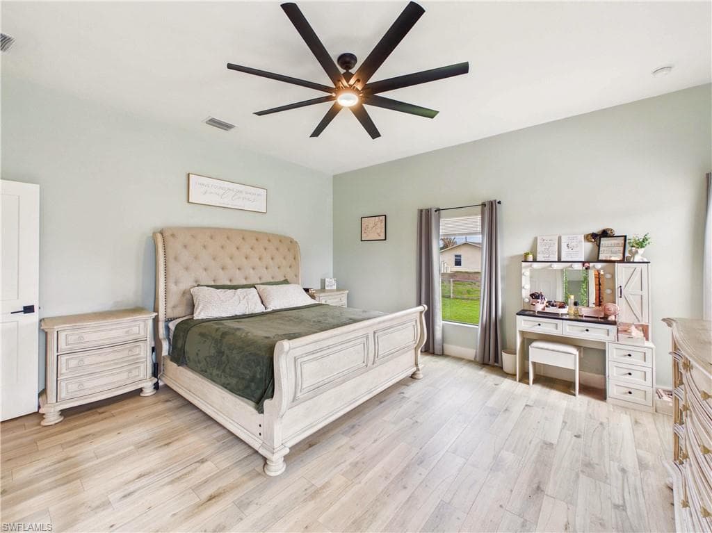 4004 13th ST SW-8
