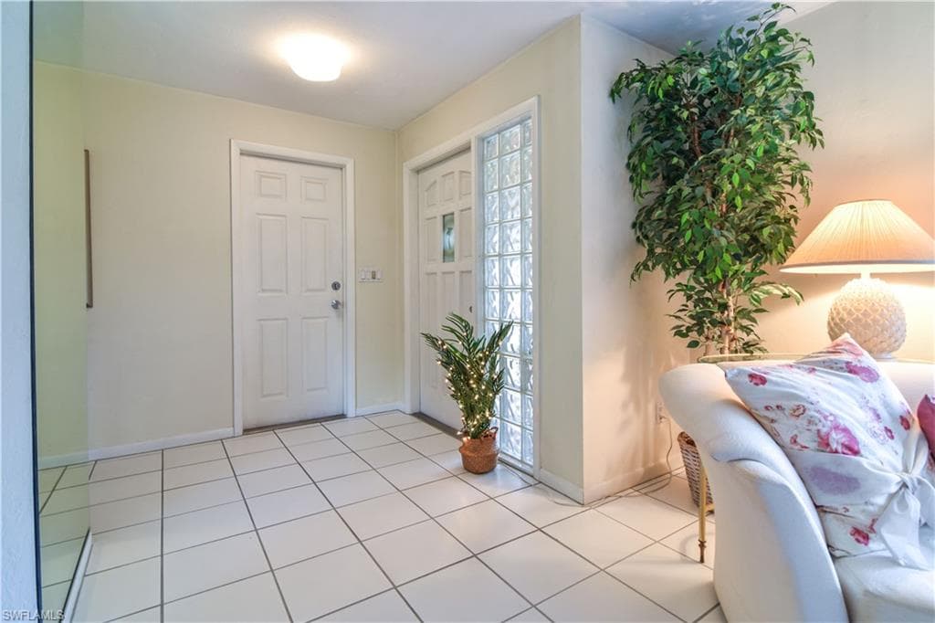4632 Gulf AVE-36