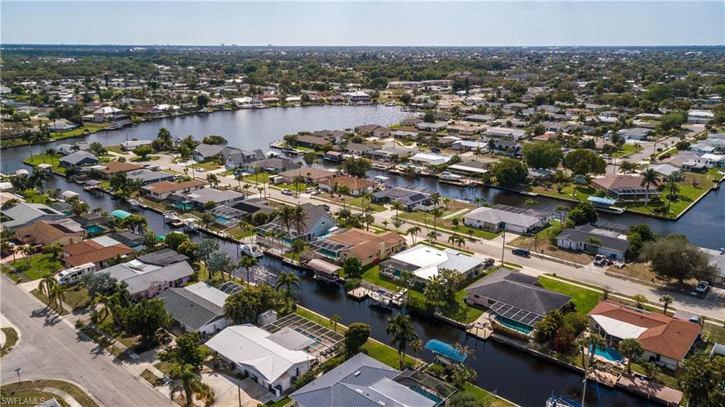 4632 Gulf AVE-47