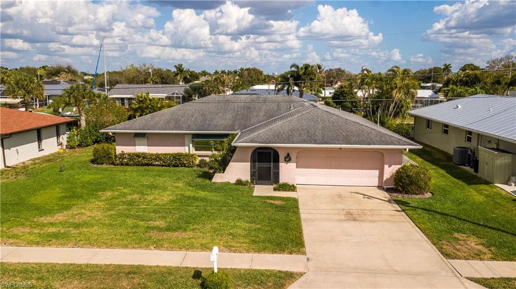4632 Gulf AVE-39
