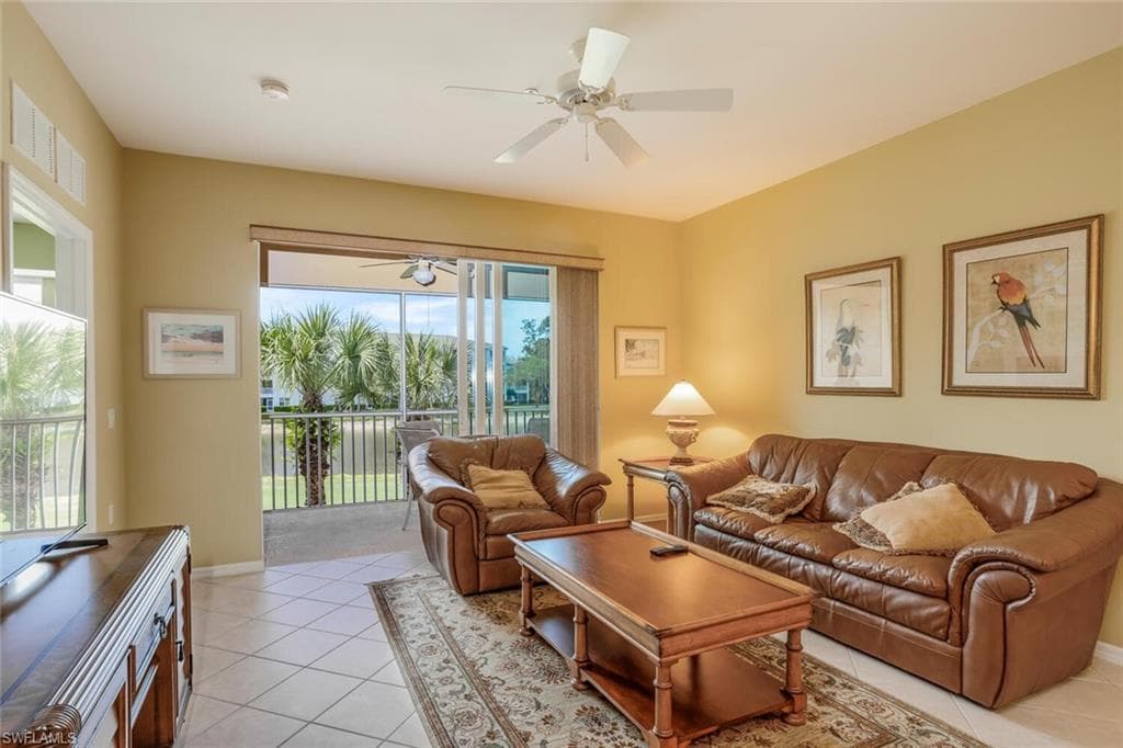 3980 Bishopwood CT E 204-6