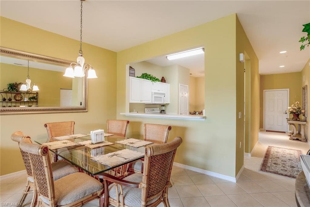 3980 Bishopwood CT E 204-10