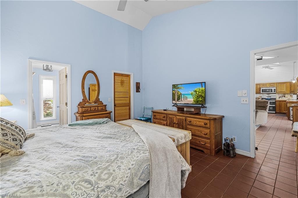 16353 Buccaneer ST-15