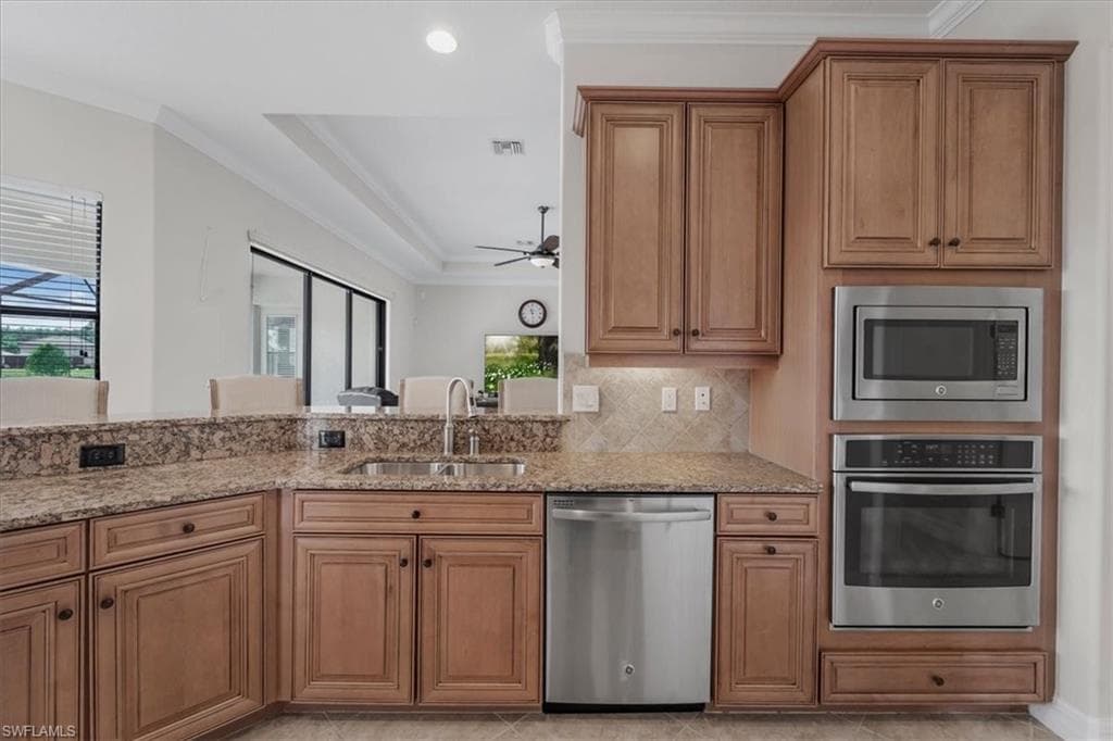 11015 Longwing DR-8