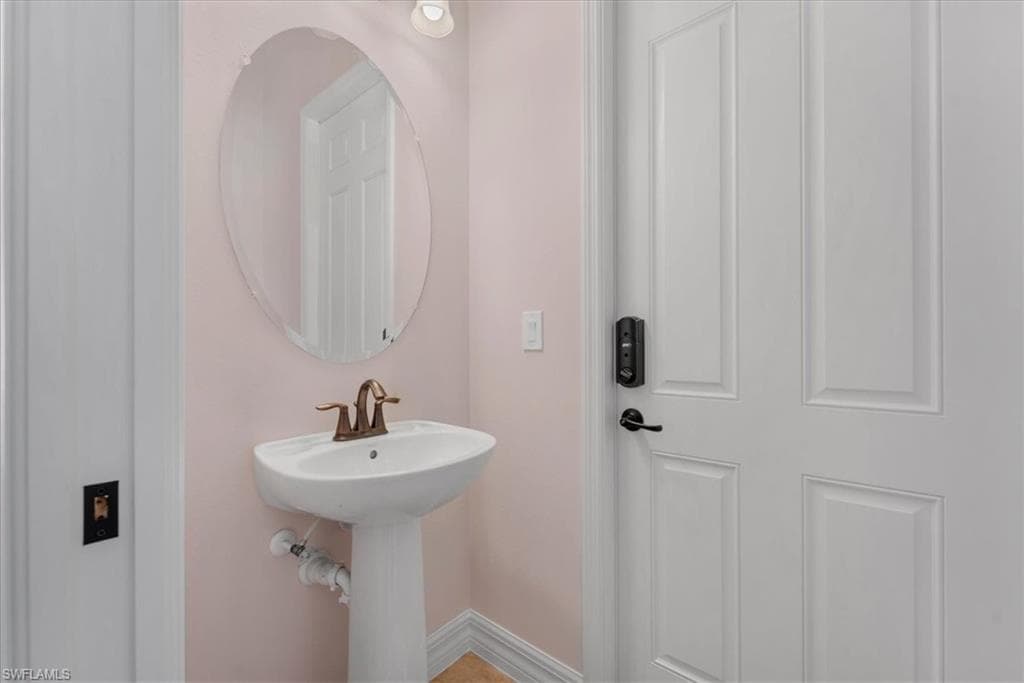 11015 Longwing DR-23