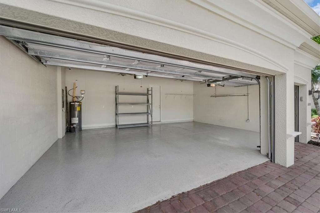 11015 Longwing DR-40