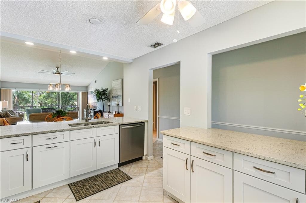 3655 Amberly CIR A302-5