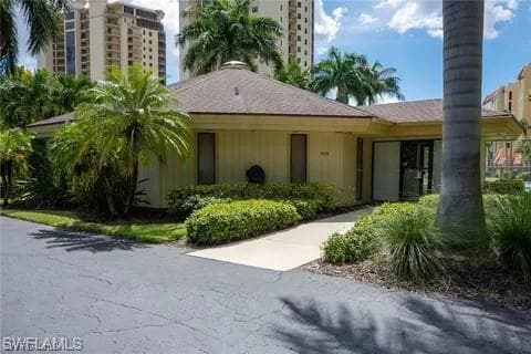 7129 Lakeridge View CT 104-34