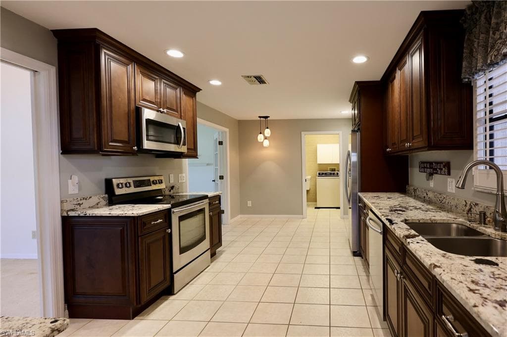 12840 Dornoch CT-5