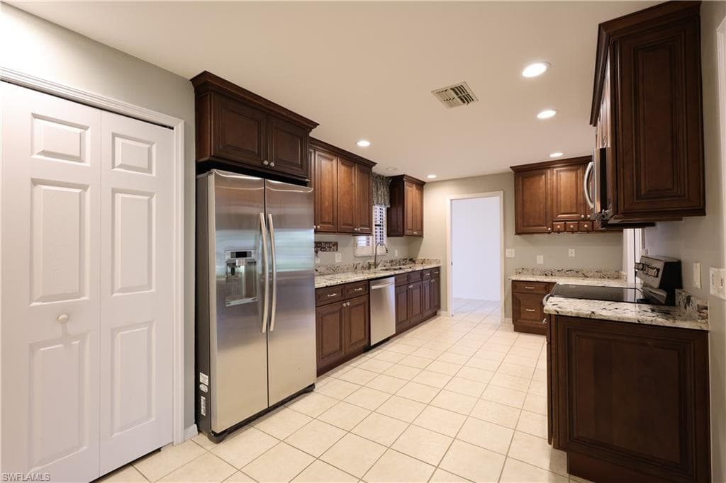 12840 Dornoch CT-10