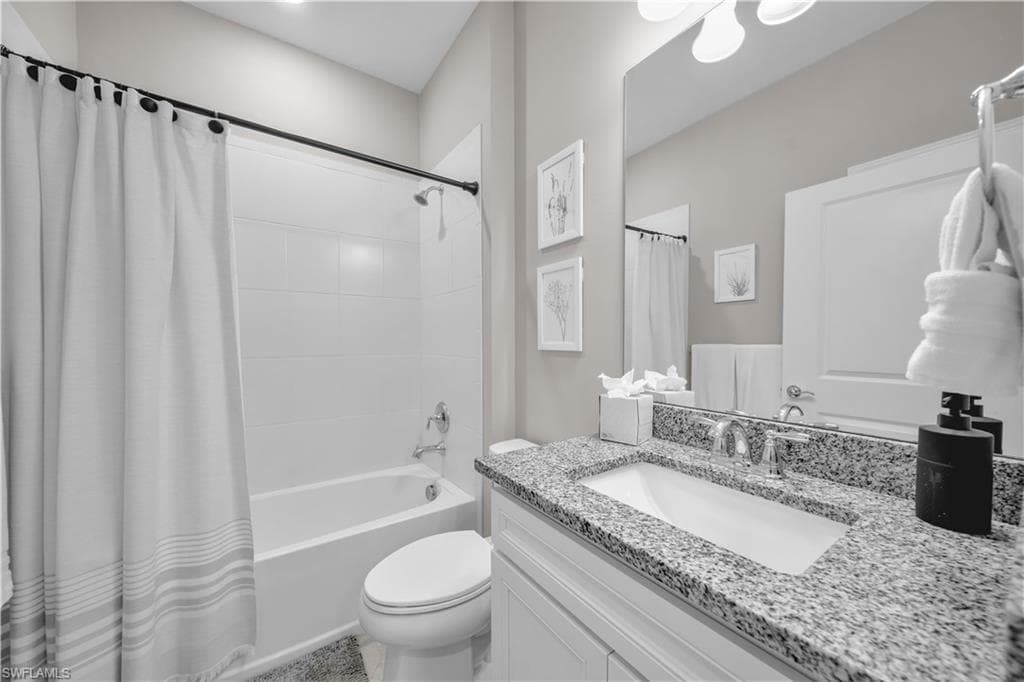 19649 Aqua View LN-15