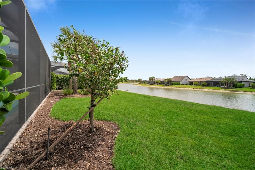 19649 Aqua View LN-31