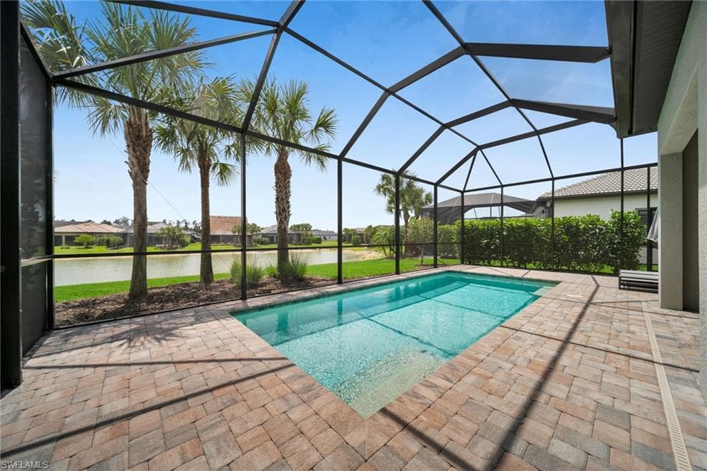 19649 Aqua View LN-28