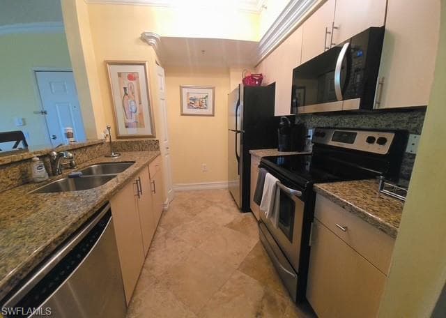 1210 Reserve WAY 204-16