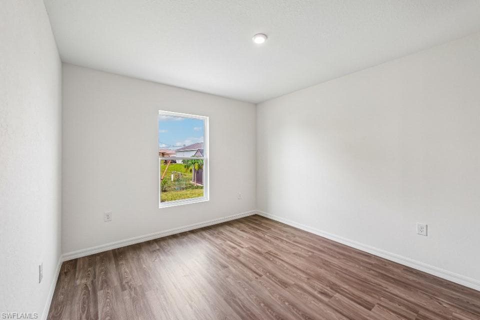25227 ESTRADA CIR-16