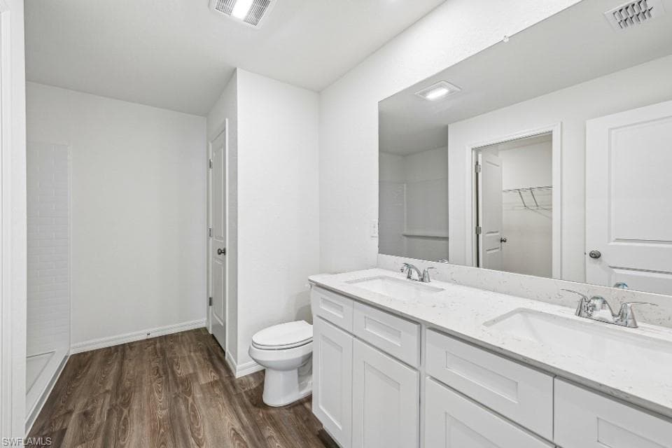 25227 ESTRADA CIR-14