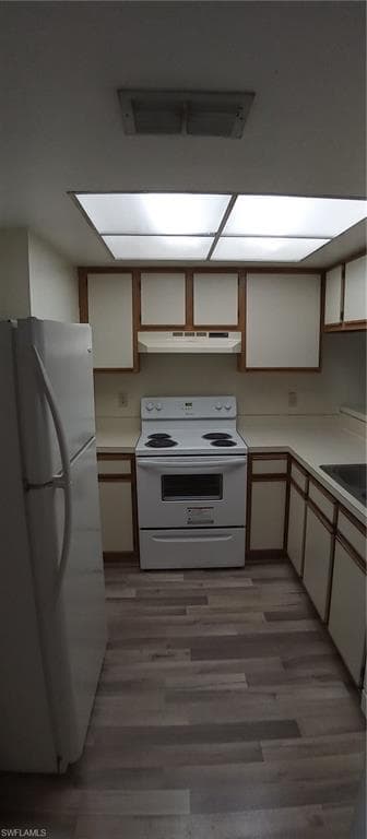 2135 Crystal DR 45-13